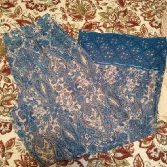 Catos - Picture 2 of 3